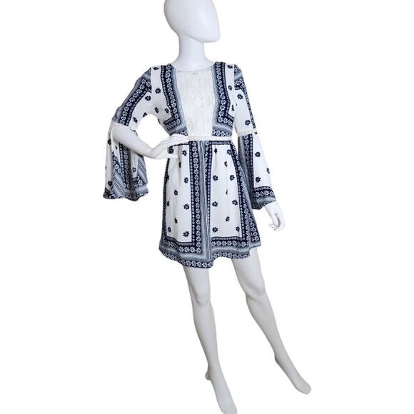 Flying Tomatoe dress - Picture 4 of 15